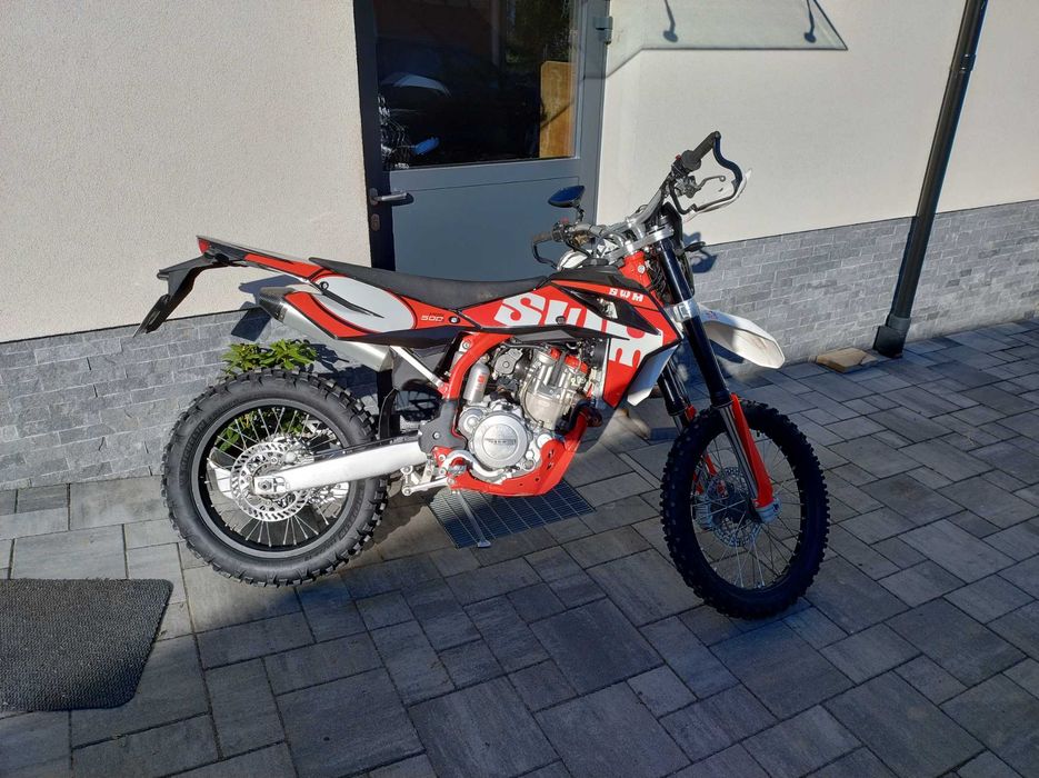 Motocykl SWM RS 500 R cross enduro kat.  A2