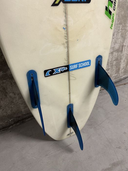 Prancha de surf SPO 5.6 com quilhas