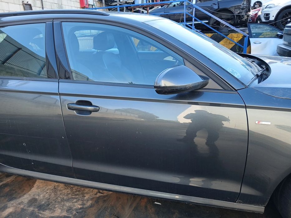 Porta frente direita AUDI A6 Avant (4G5, 4GD, C7)
