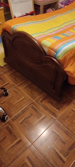 Cama de solteiro + colchão