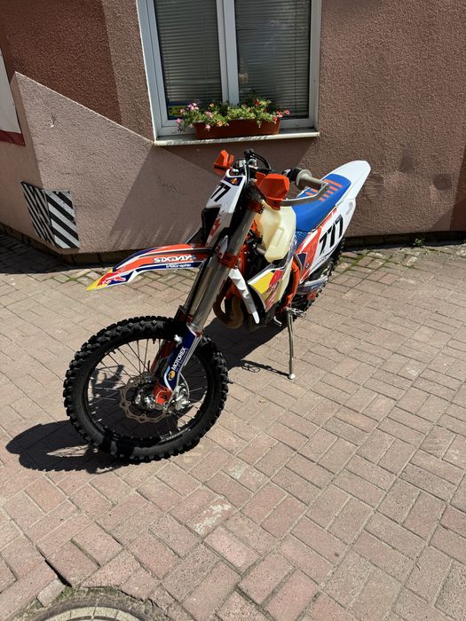 Продам KTM exc f 500  six days