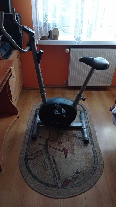 Oddam za darmo sprawny rower treningowy