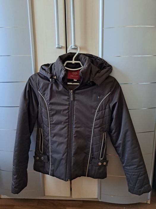 Куртка демисезон жіноча