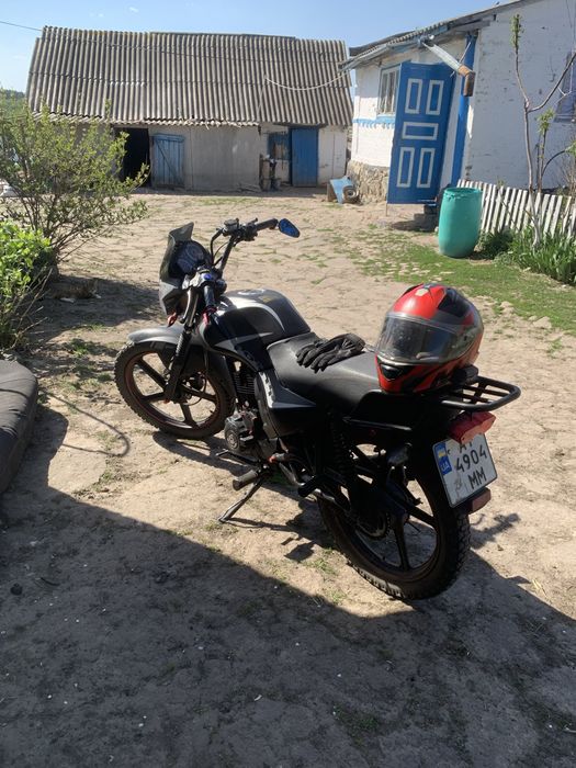 Продам мустанг фості 150