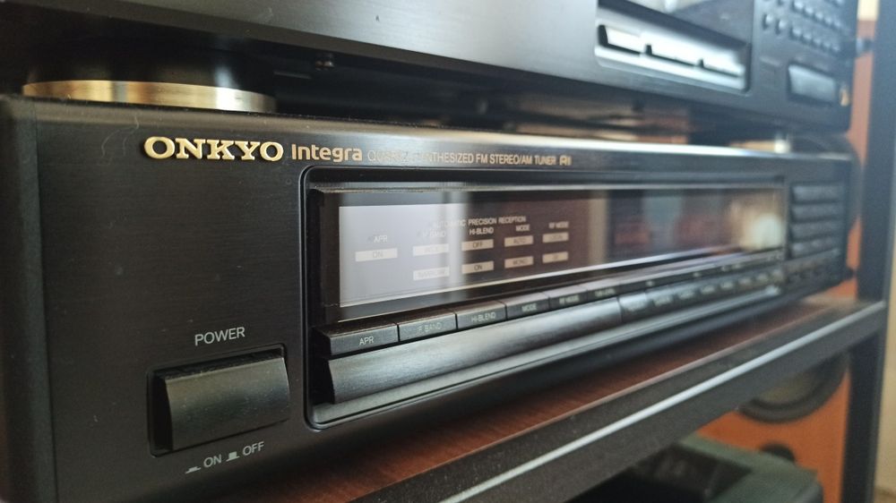 Onkyo T-4850 радіо тюнер