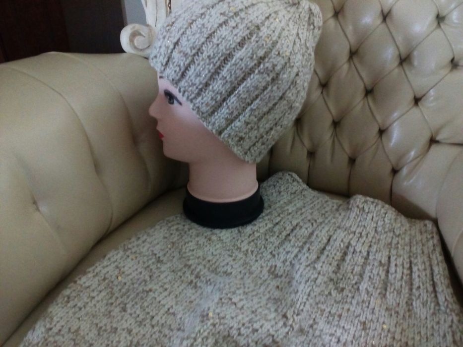 Czapka i komin komplet ręcznie robiony.