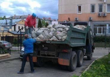 Вывоз мусора, грузчики, перевозки. Вывоз хлама, мебели, строй мусора.