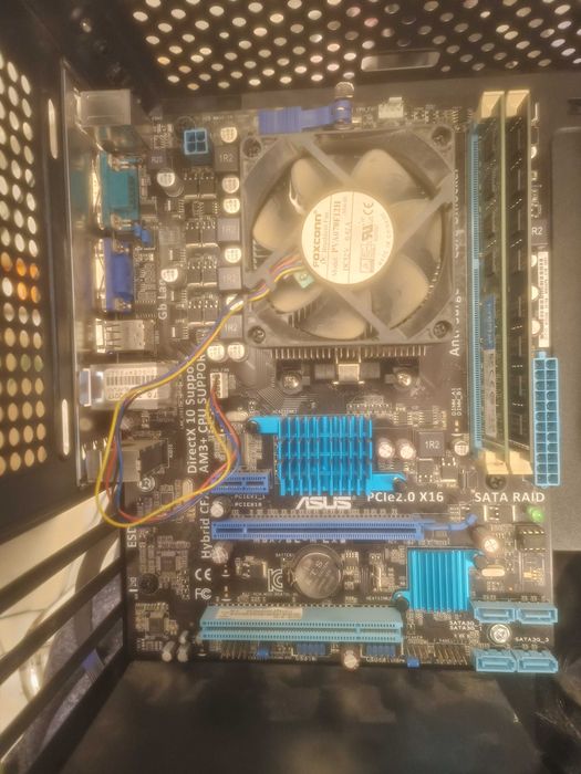 Vendo kit com Computador Torre gamer (SEM HDD) + brindes...64729406673283123