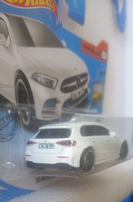 19 mercedes-benz A-class hot wheels