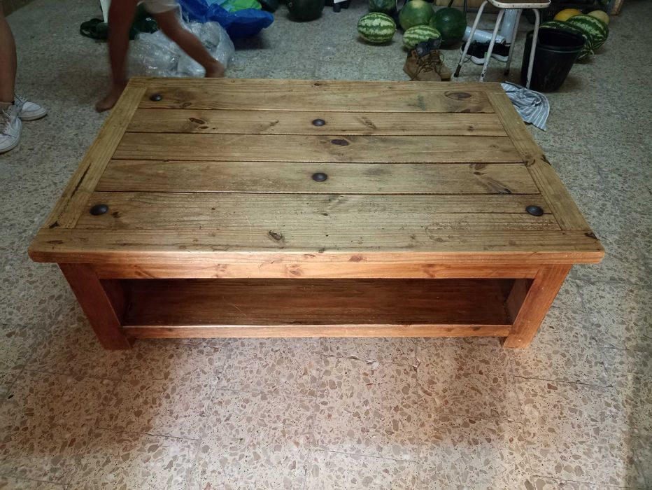 Mesa de centro para sala em madeira mexicana