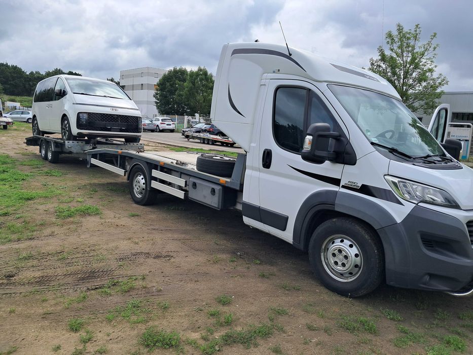 Laweta holowanie Pomoc Drogowa Usługi Transportowe