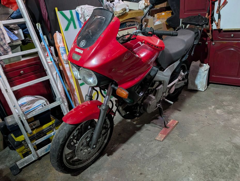 Yamaha TDM 850 de 91 isenta d selo