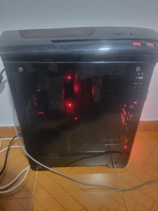 Torre em bom estado(troco)