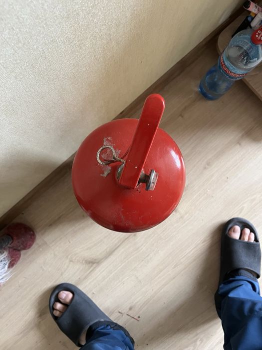 Вогнегасник б/у автомобільні, 7шт.