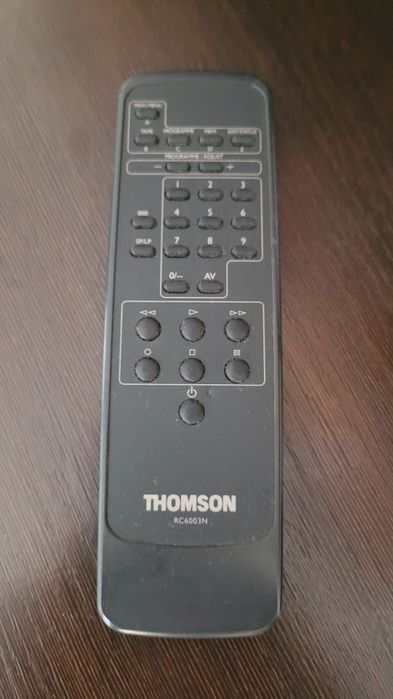 Magnetowid VHS Thomson VPH 6810G