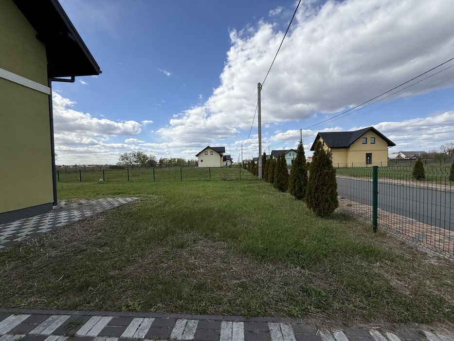 Продаж будинку у Пилиповичах на 9 сотках, закрите КМ