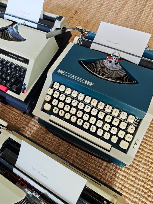 Máquinas de escrever