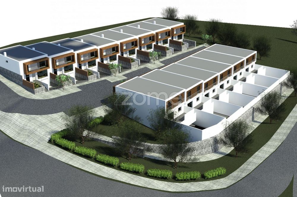 Lot 5 in Angra do Heroísmo