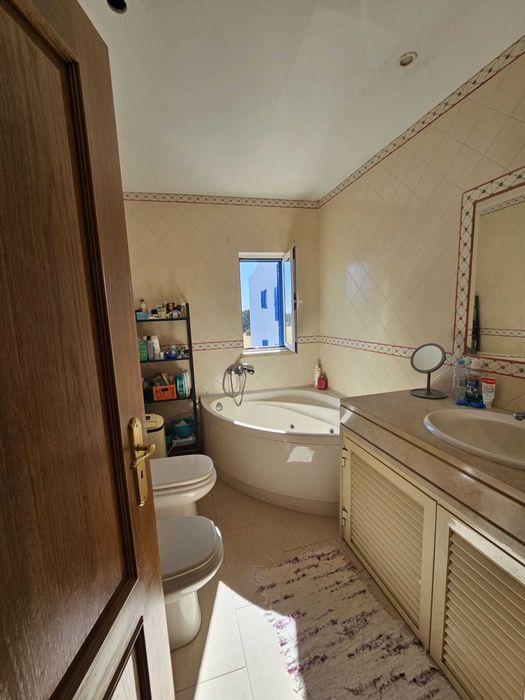 Duplex na Av. Dos Descobrimentos Portais da Arrábida - Quinta do Anjo
