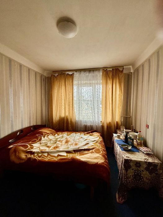 Продаж кімнати, метро Дарниця 15 хвилин пішки