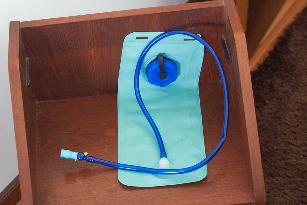 Bolsa de Agua 2L: Hidratacao Intensa para Atletas Determinados