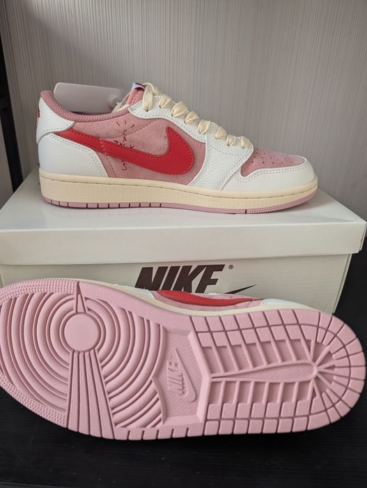 Ексклюзив  Nike Air Jordan 1 Low Travis Scott Pink / Трендові кросівки