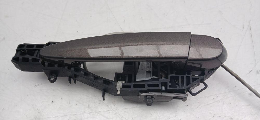 Puxador porta trás esquerdo BMW 3 (F30, F80)