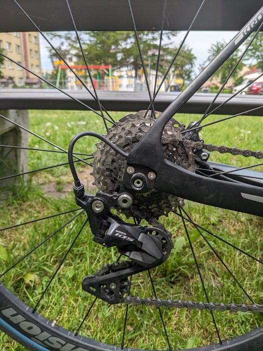 Rower szosowy Kross Vento 8.0 S 105 tarcze karbon