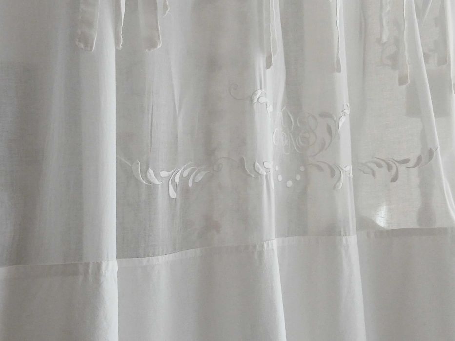Zasłony Shabby Chic troczki haft bawełna 100%