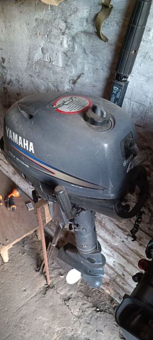 Продам лодочный мотор Yamaha 4.