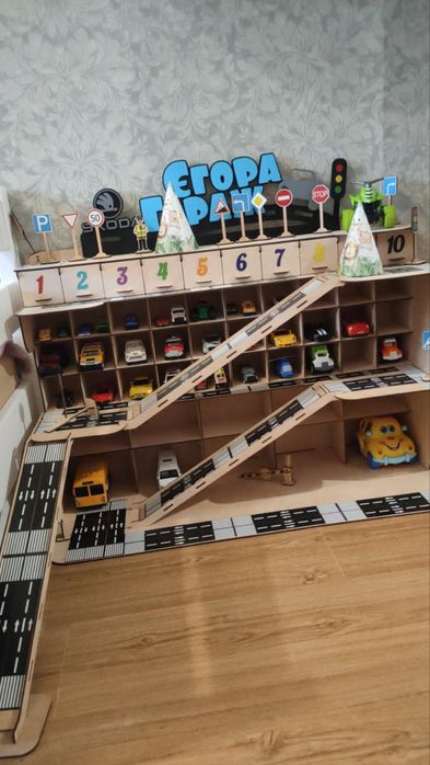 Гараж детский, парковка, гараж для машинок,кинсмарт,трек