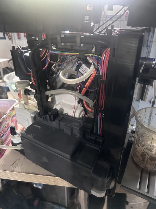 Naprawa ekspresów wszystkich marek,Odrestaurowanie ekspresów