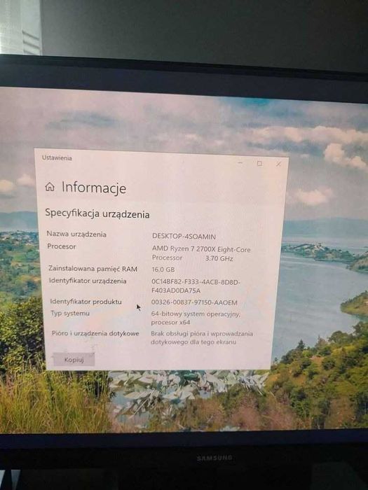 Komputer stacjonarny gaminhgowy AMD Ryzen 7 2700X