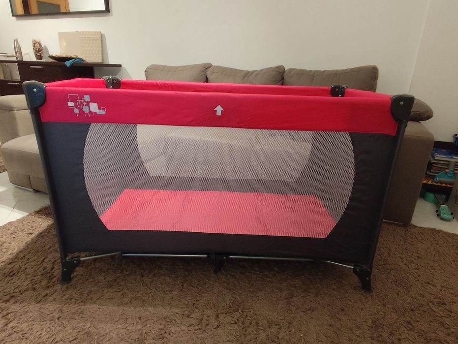 Cama de Viagem para Bebé - Como Nova!