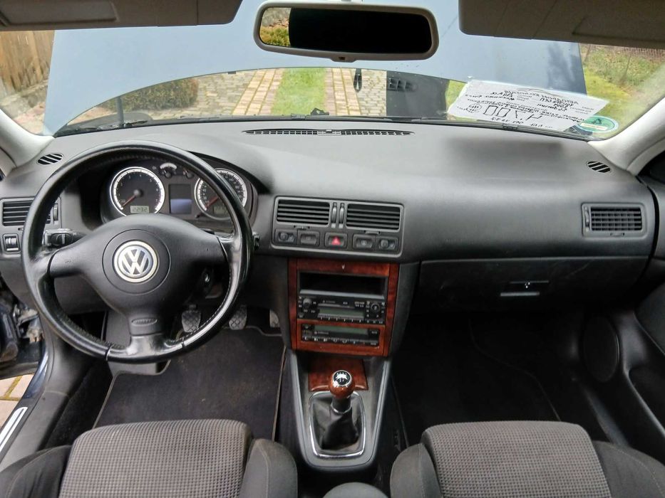 volkswagen bora  2004р 1.6 бензин
