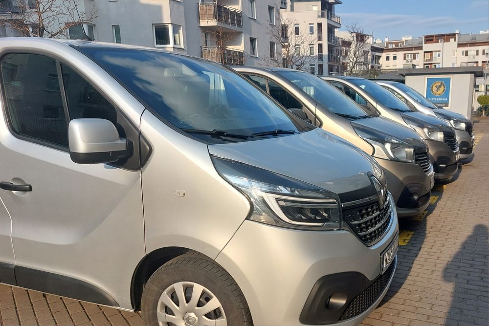 Wynajem Busa. Bus do wynajęcia 9 osobowy. WOLNE TERMINY