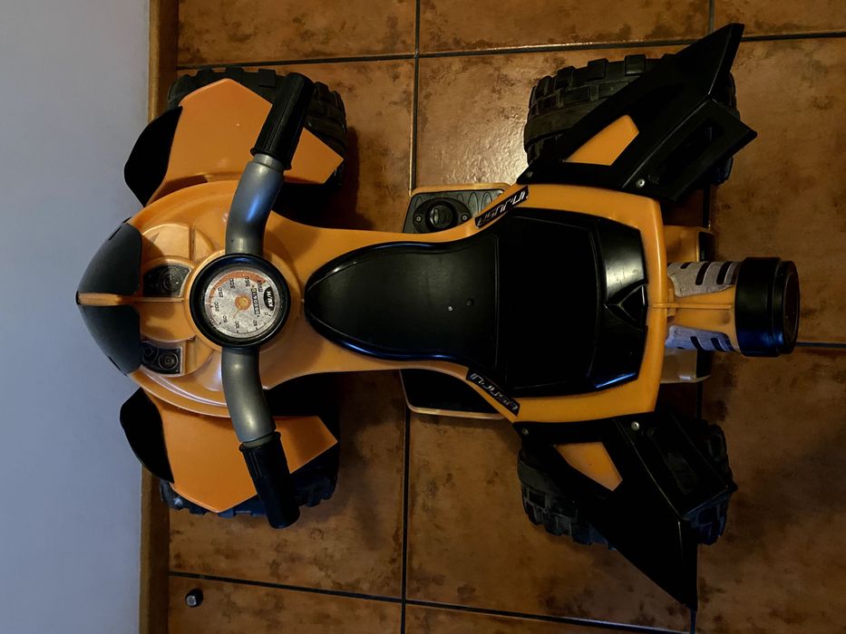 Moto 4 bateria criança