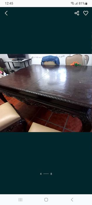 Mesa de sala de jantar vintage e 4 cadeiras