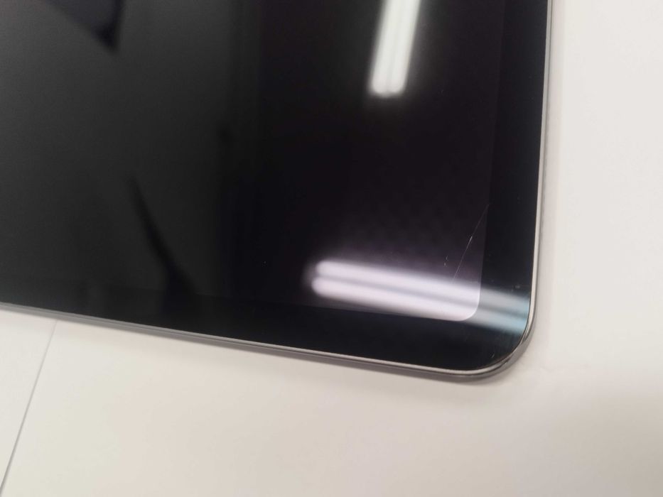 Tablet Apple iPad Air (5th Gen) 10,9" 8 GB / 64 GB szary wifi