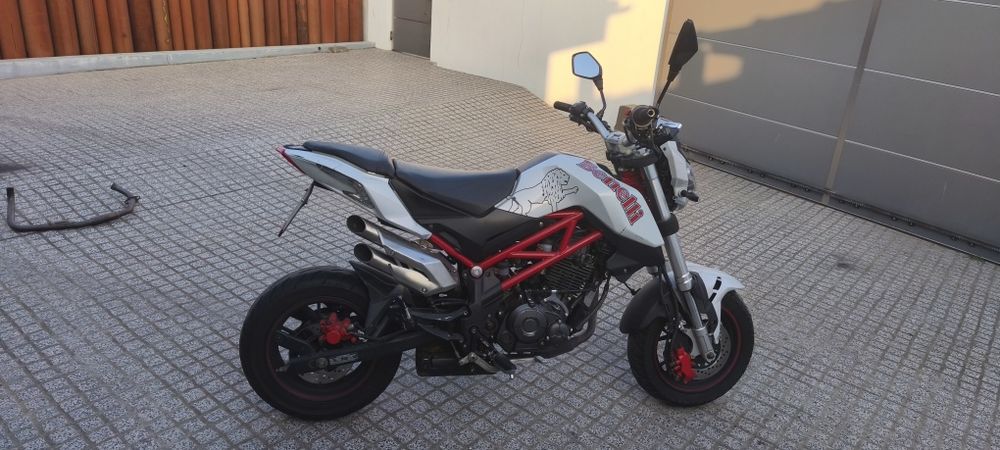 Benelli TNT 125 (mota A1)