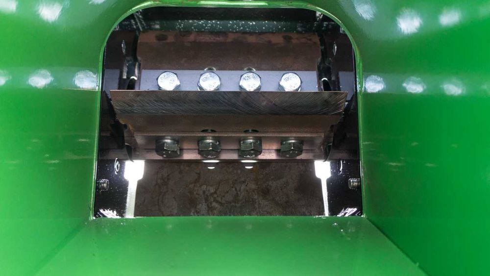 MECHANIZM rozdrabniacz RĘBAK do gałezi