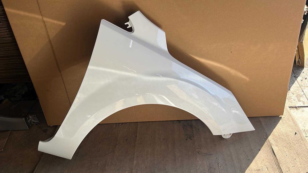 Ford Focus MK2 LIFT Błotnik - Z2 - Ocynk/Nowy! Prawy