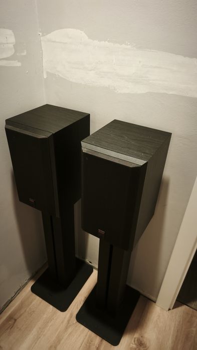 Colunas hifi b&w