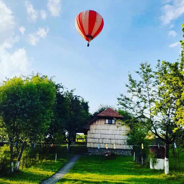 Садиба ЕКО-ДІМ, з власним Чаном та басейном відпочинок в Закарпатті