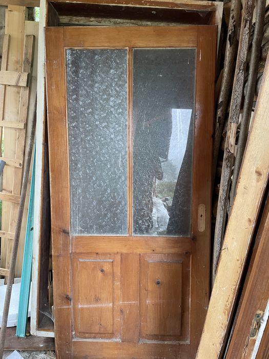 Двері деревʼянні