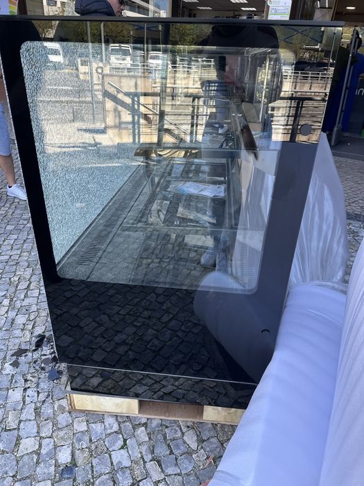 Vitrine refrigerada