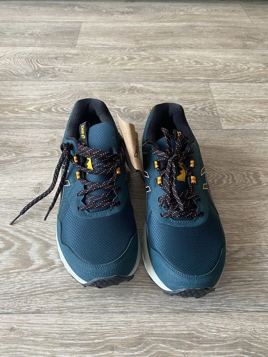 Кросівки чоловічі 42