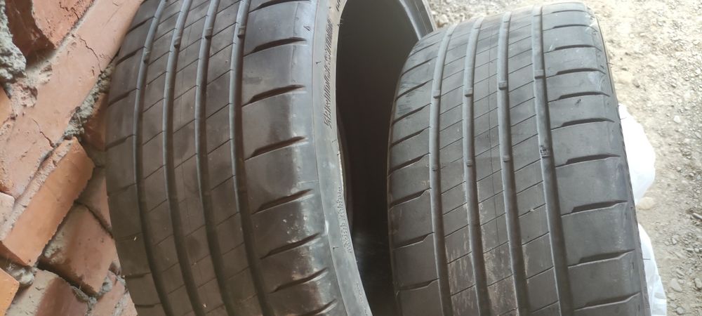 Шини 225/40/R18, як нові
