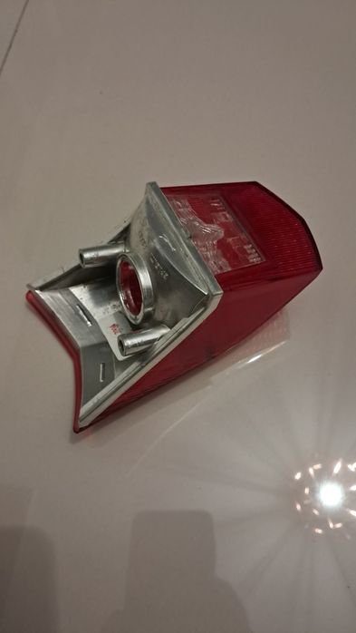 Farol / luz traseira Yamaha XT660 de 2008