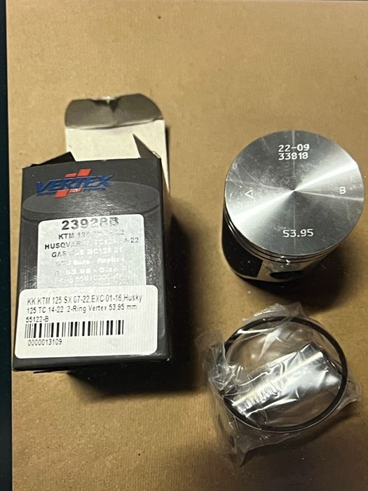 Tłok Vertex 23928B Nowy 53.95 PROMOCJA +Łożysko